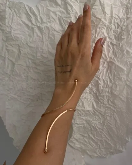 بنگل و بازوبند مینیمال