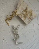 گل سینه ایو سن لورن