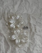 گوشواره گل سفید