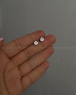 گوشواره گل سفید