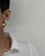 گوشواره گل میناکاری